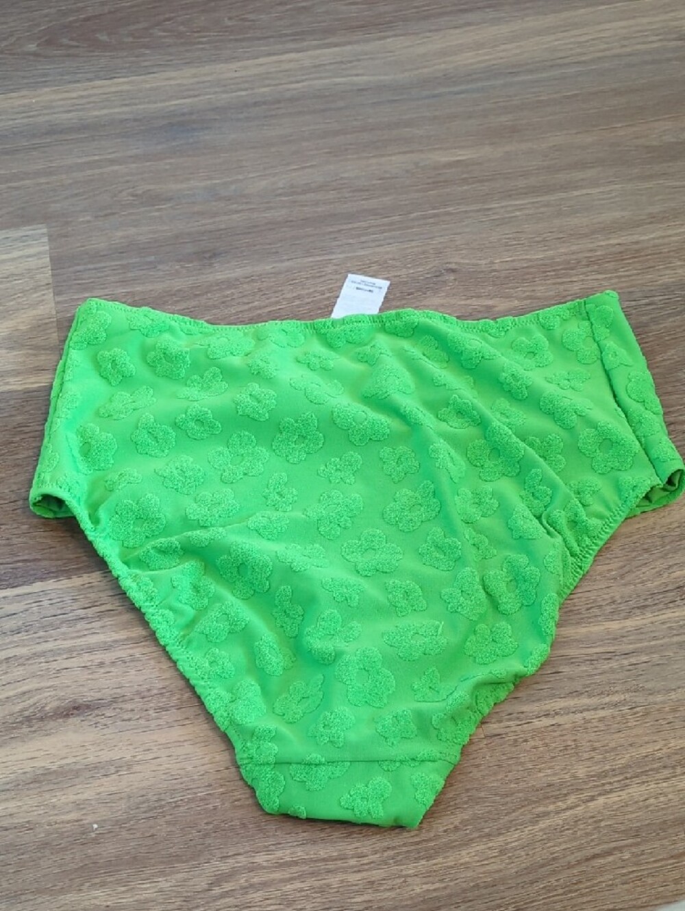 Bravissimo Bright Green Floral Lace Bikini Set - Size 32H top & XL Bottom - Picture 7 of 10